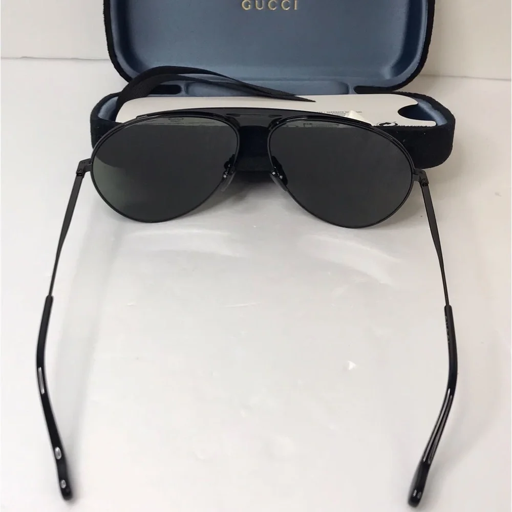 💯 Authentic Gucci Grey Pilot Men's Sunglasses GG0908S 004